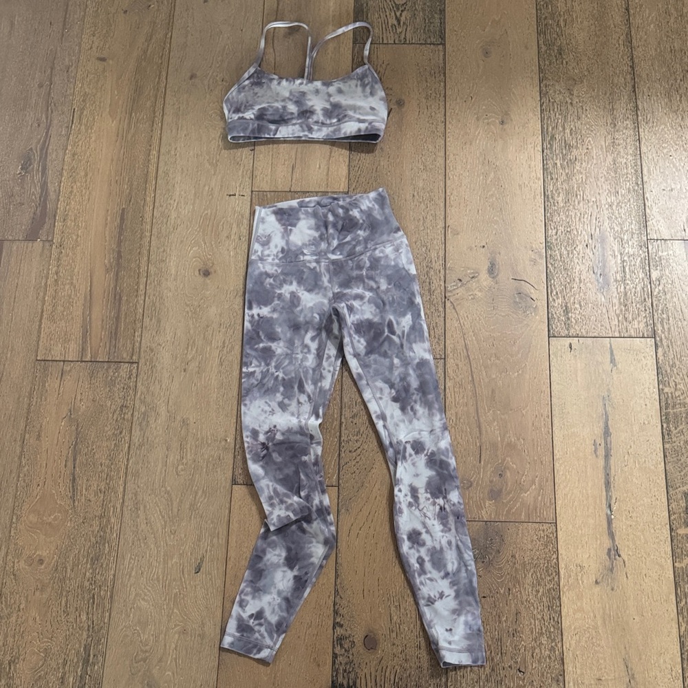 Lululemon lilac Tie-Dye Sports Bra and Leggings Set